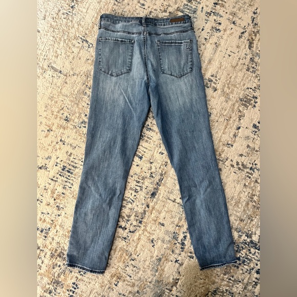 Articles of Society straight leg Rene jeans - Picture 3 of 5